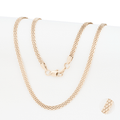 Cadena Forza Intrecciata 4mm en Oro laminado 18K. Su diseño de eslabón tejido chino crea una superficie continua que refleja la luz con intensidad y equilibrio. Broche Langosta tradicional.
Descúbrela en distintos tamaños y presentación.
Di Vogel Joyería Premium Chile