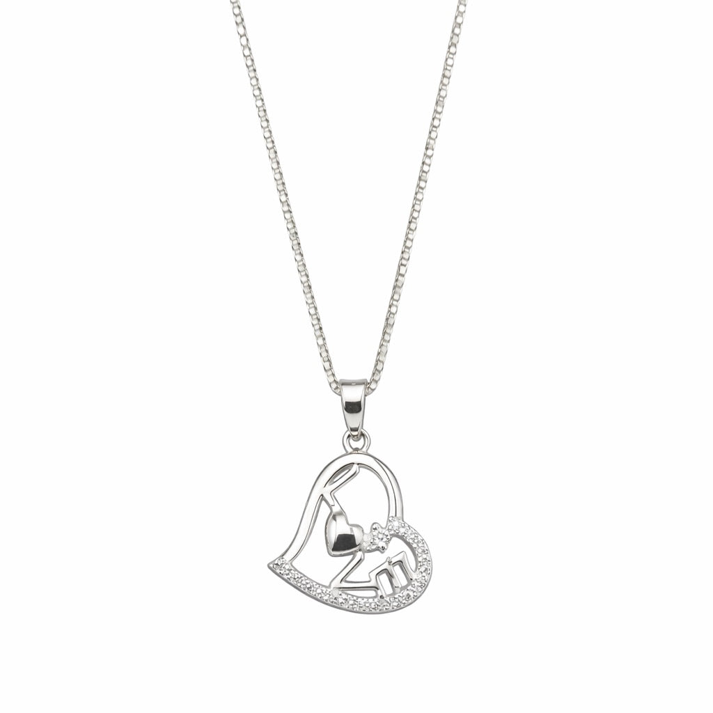 Collar Cuore di Amore. Contiene cadena veneciana 50cm y colgante. El diseño del colgante es un corazón con la mitad cubierta de microcircones y la palabra LOVE dentro del corazón. Todo el plata italiana 925.
Línea Essenziale Di Vogel